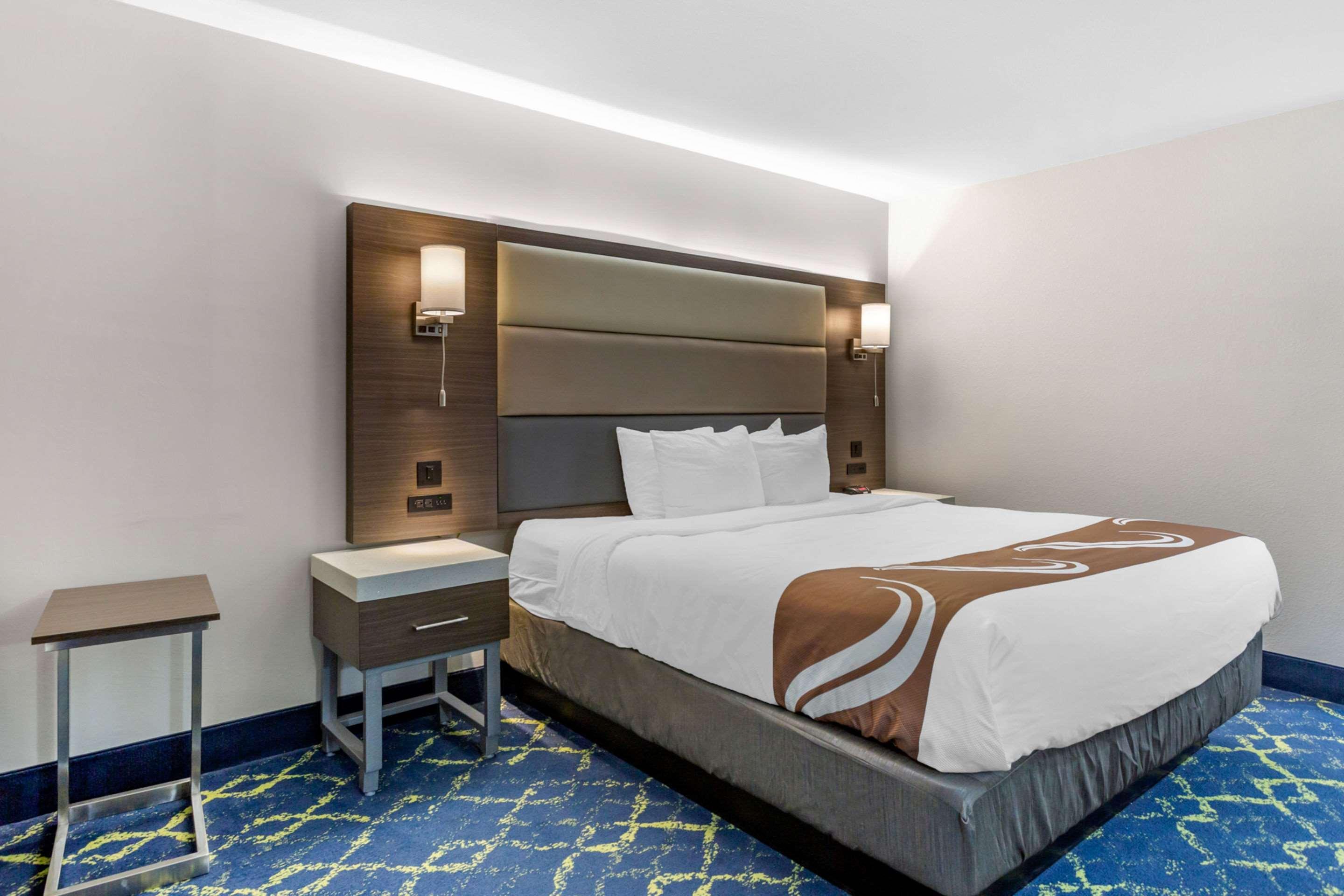 Quality Inn Murfreesboro-University Area Exteriör bild