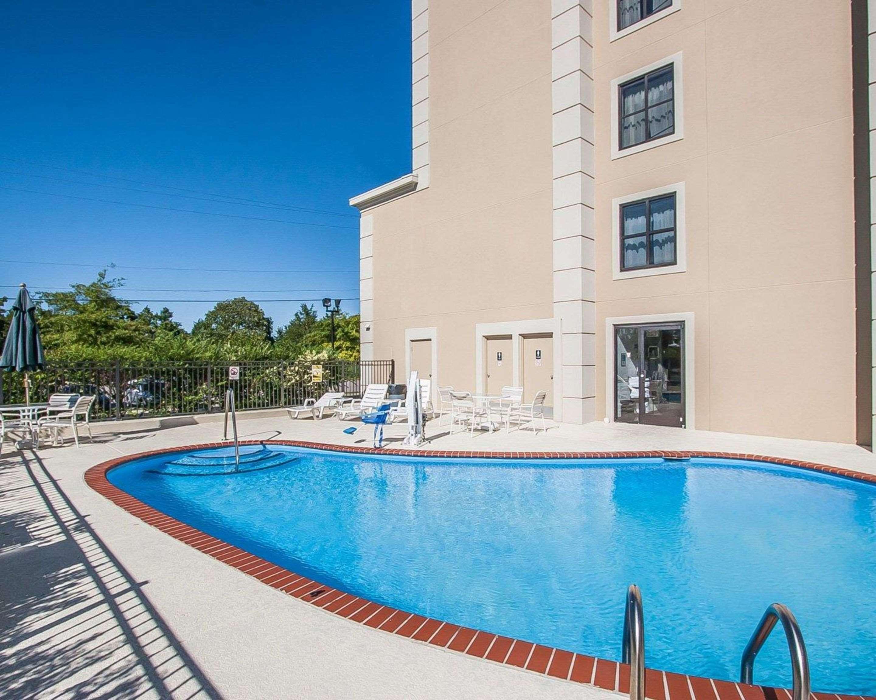 Quality Inn Murfreesboro-University Area Exteriör bild